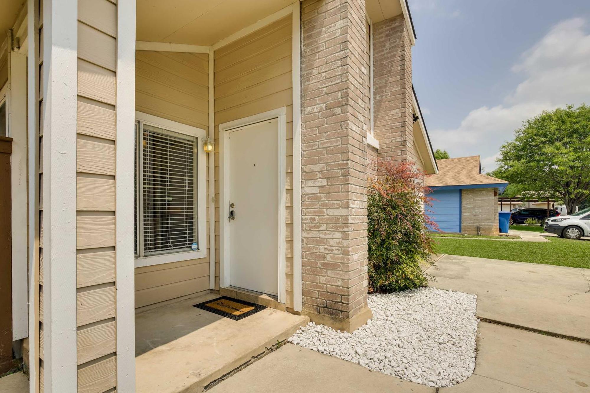 Sunny San Antonio Home With Backyard And Patio! Kültér fotó